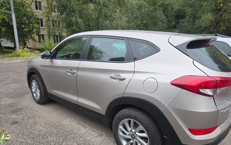 Hyundai Tucson III, 2016 год, 1 750 000 рублей, 18 фотография