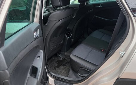 Hyundai Tucson III, 2016 год, 1 750 000 рублей, 7 фотография
