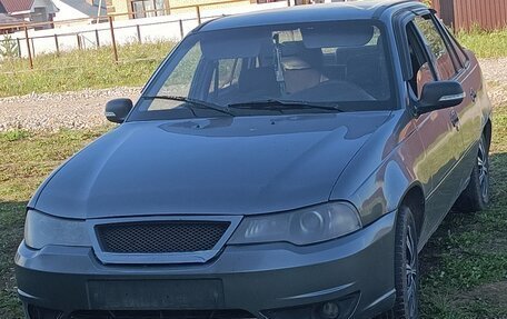Daewoo Nexia I рестайлинг, 2012 год, 100 000 рублей, 3 фотография