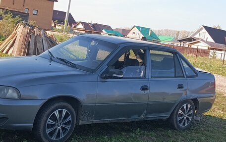 Daewoo Nexia I рестайлинг, 2012 год, 100 000 рублей, 2 фотография
