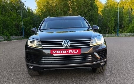 Volkswagen Touareg III, 2015 год, 2 900 000 рублей, 5 фотография