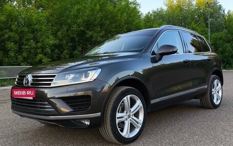 Volkswagen Touareg III, 2015 год, 2 900 000 рублей, 4 фотография