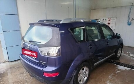Mitsubishi Outlander III рестайлинг 3, 2007 год, 690 000 рублей, 6 фотография