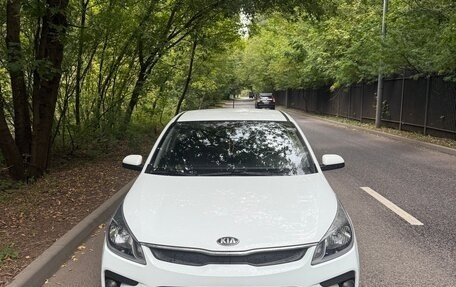 KIA Rio IV, 2018 год, 1 150 000 рублей, 6 фотография