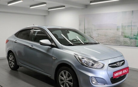 Hyundai Solaris II рестайлинг, 2013 год, 790 000 рублей, 3 фотография