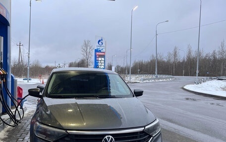 Volkswagen Polo VI (EU Market), 2020 год, 900 000 рублей, 2 фотография