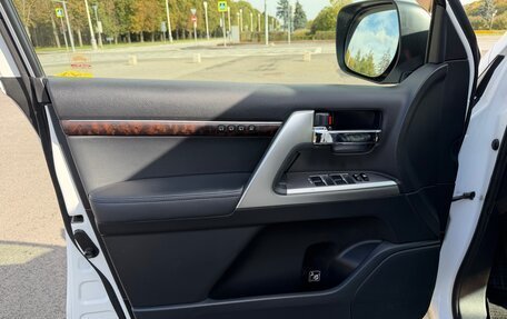 Toyota Land Cruiser 200, 2012 год, 3 950 000 рублей, 16 фотография