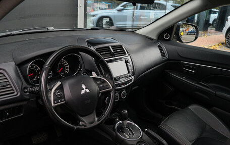 Mitsubishi ASX I рестайлинг, 2014 год, 1 000 000 рублей, 12 фотография