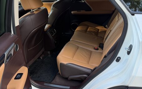 Lexus RX IV рестайлинг, 2016 год, 2 900 000 рублей, 11 фотография