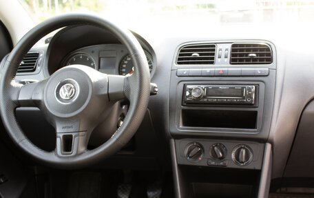 Volkswagen Polo VI (EU Market), 2011 год, 545 000 рублей, 19 фотография