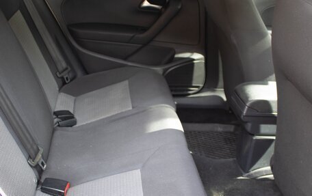Volkswagen Polo VI (EU Market), 2011 год, 545 000 рублей, 18 фотография