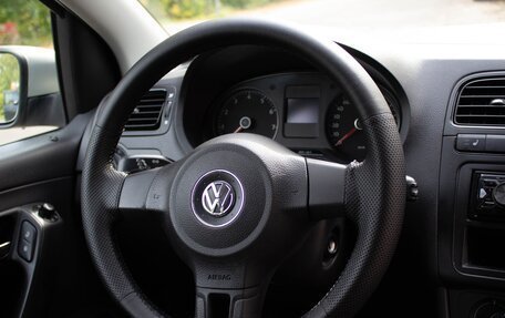 Volkswagen Polo VI (EU Market), 2011 год, 545 000 рублей, 31 фотография