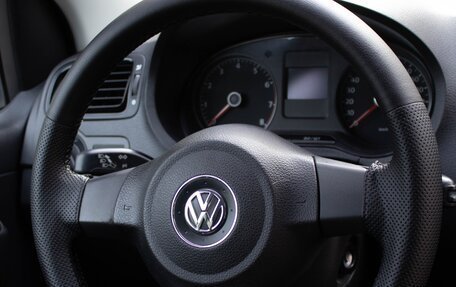 Volkswagen Polo VI (EU Market), 2011 год, 545 000 рублей, 30 фотография