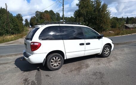 Chrysler Voyager IV, 2002 год, 400 000 рублей, 8 фотография