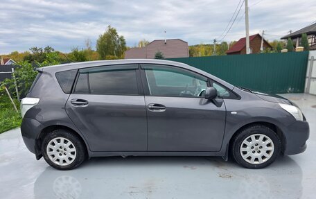 Toyota Verso I, 2011 год, 777 000 рублей, 5 фотография