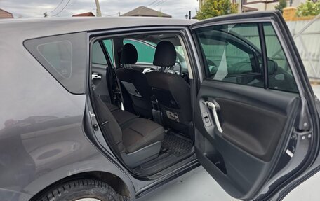 Toyota Verso I, 2011 год, 777 000 рублей, 13 фотография