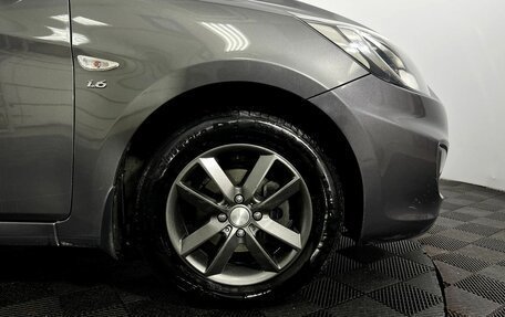 Hyundai Solaris II рестайлинг, 2014 год, 900 000 рублей, 19 фотография