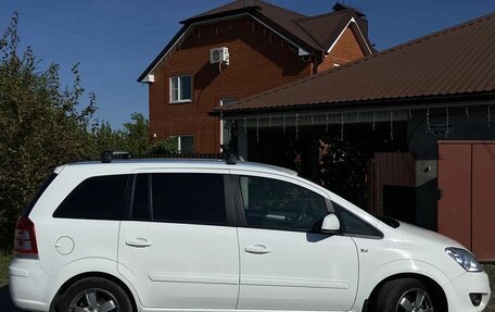 Opel Zafira B, 2013 год, 870 000 рублей, 6 фотография