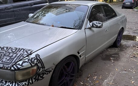 Toyota Chaser IV, 1995 год, 330 000 рублей, 2 фотография