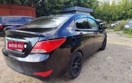 Hyundai Solaris II рестайлинг, 2015 год, 700 000 рублей, 5 фотография