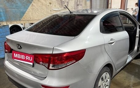 KIA Rio III рестайлинг, 2015 год, 560 000 рублей, 7 фотография