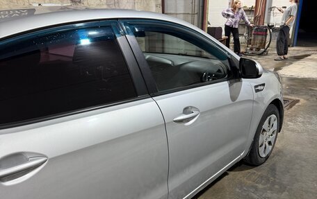 KIA Rio III рестайлинг, 2015 год, 560 000 рублей, 9 фотография