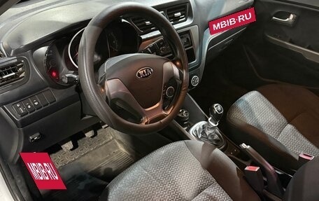 KIA Rio III рестайлинг, 2015 год, 560 000 рублей, 12 фотография
