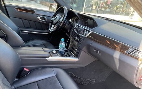 Mercedes-Benz E-Класс, 2012 год, 1 650 000 рублей, 14 фотография