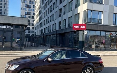 Mercedes-Benz E-Класс, 2012 год, 1 650 000 рублей, 6 фотография