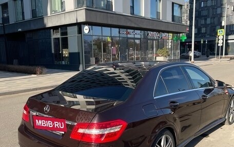 Mercedes-Benz E-Класс, 2012 год, 1 650 000 рублей, 13 фотография