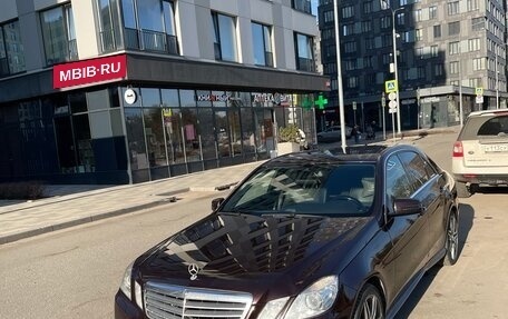 Mercedes-Benz E-Класс, 2012 год, 1 650 000 рублей, 15 фотография