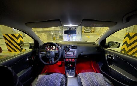 Volkswagen Polo VI (EU Market), 2015 год, 790 000 рублей, 9 фотография