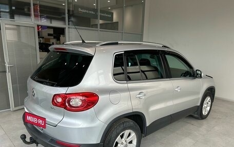 Volkswagen Tiguan I, 2011 год, 1 049 000 рублей, 4 фотография