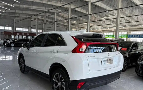Mitsubishi Eclipse Cross, 2022 год, 2 200 000 рублей, 4 фотография