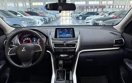 Mitsubishi Eclipse Cross, 2022 год, 2 200 000 рублей, 7 фотография