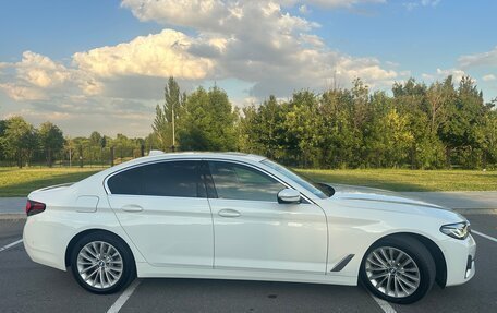 BMW 5 серия, 2022 год, 4 500 000 рублей, 4 фотография