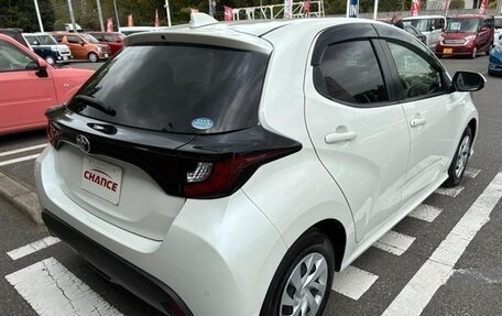 Toyota Yaris, 2021 год, 850 017 рублей, 5 фотография