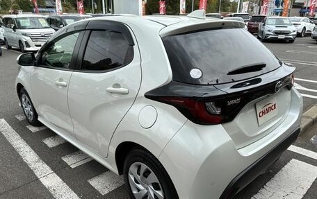 Toyota Yaris, 2021 год, 850 017 рублей, 7 фотография