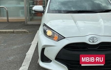 Toyota Yaris, 2021 год, 850 017 рублей, 29 фотография