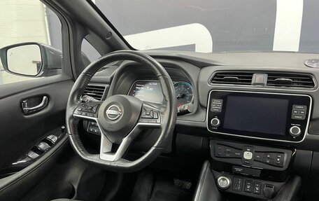 Nissan Leaf II, 2022 год, 3 699 900 рублей, 6 фотография
