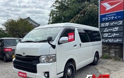 Toyota HiAce H200, 2017 год, 4 640 000 рублей, 1 фотография