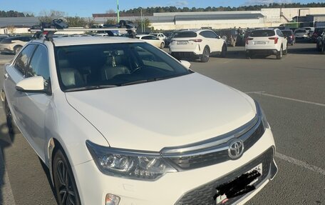 Toyota Camry, 2017 год, 2 270 000 рублей, 2 фотография