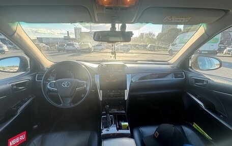 Toyota Camry, 2017 год, 2 270 000 рублей, 6 фотография