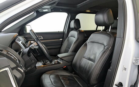 Ford Explorer VI, 2017 год, 2 655 000 рублей, 24 фотография