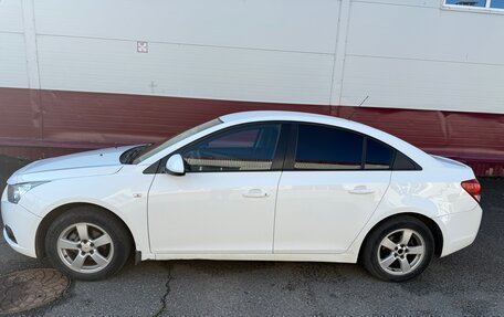 Chevrolet Cruze II, 2011 год, 620 000 рублей, 2 фотография