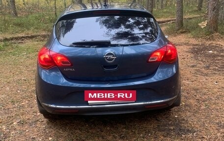 Opel Astra J, 2014 год, 670 000 рублей, 5 фотография