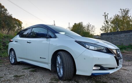 Nissan Leaf II, 2018 год, 1 820 000 рублей, 5 фотография