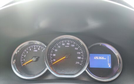 Renault Logan II, 2017 год, 730 000 рублей, 25 фотография