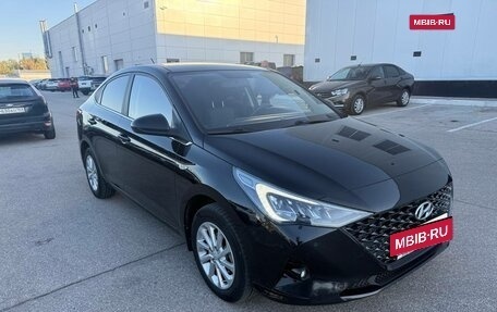 Hyundai Solaris II рестайлинг, 2021 год, 1 522 000 рублей, 2 фотография