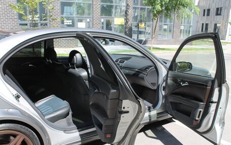Mercedes-Benz E-Класс AMG, 2003 год, 2 100 000 рублей, 24 фотография